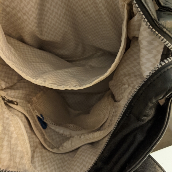 Lululemon Travel Bag - Picture 2 of 4